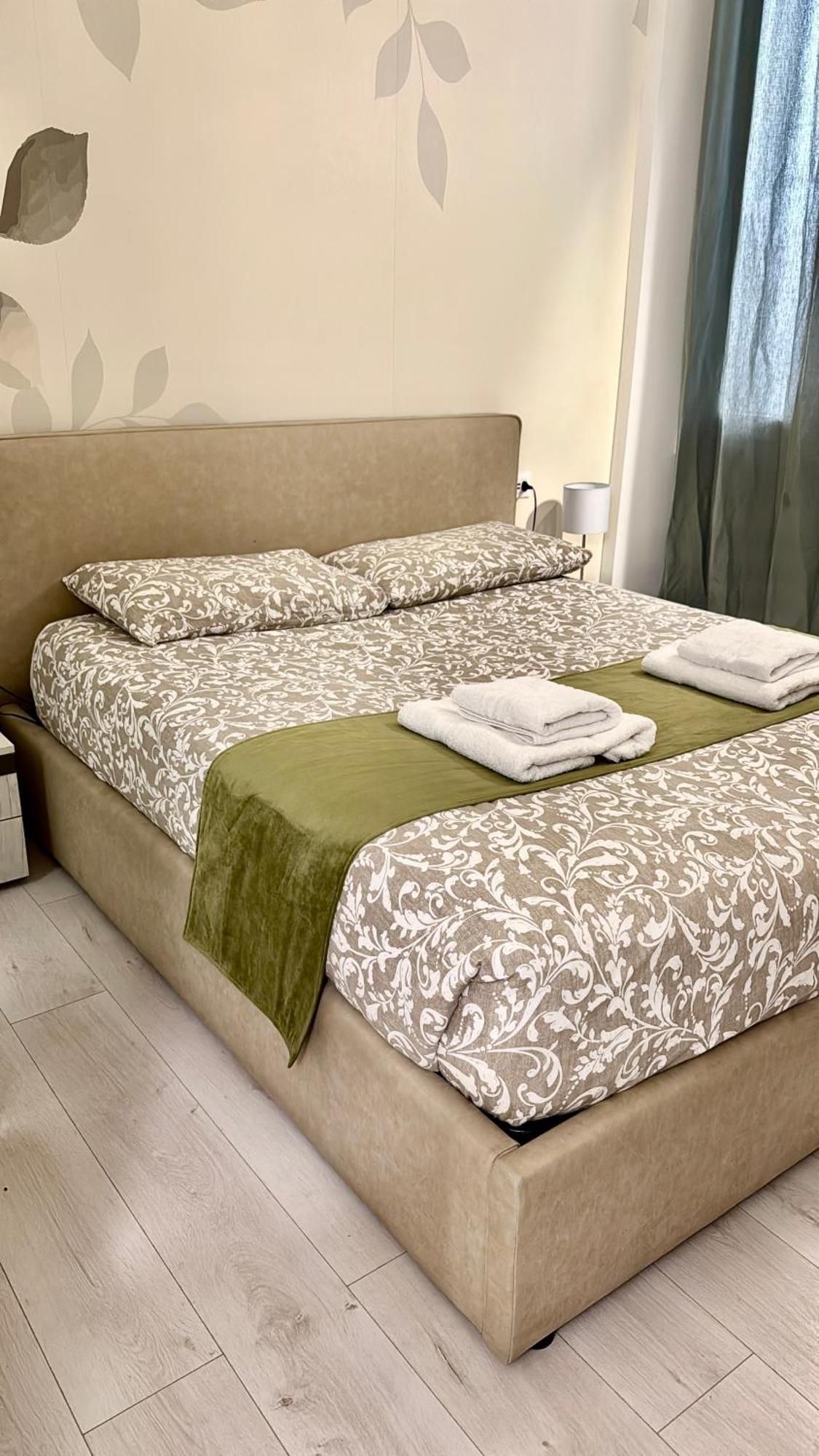 Perugino 20 Apartment Милано Екстериор снимка