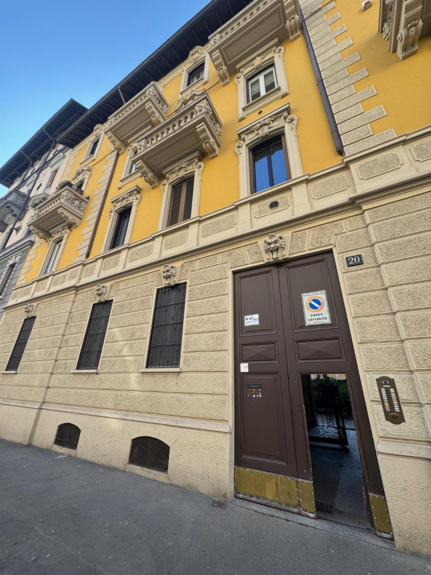 Perugino 20 Apartment Милано Екстериор снимка